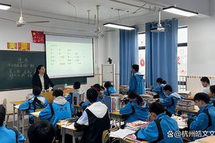 ?曼联12月战绩：1胜1平4负，5场0球，只对切尔西进2球……